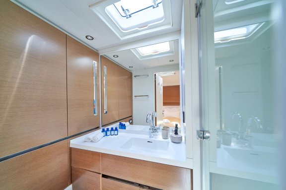 Image of Aenea yacht #23