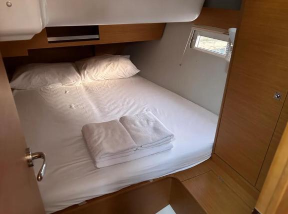 Image of Sail Corvus yacht #18