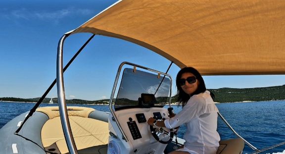 Image of Liberty yacht #12