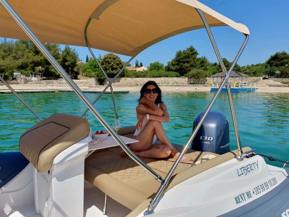 Image of Liberty yacht #17