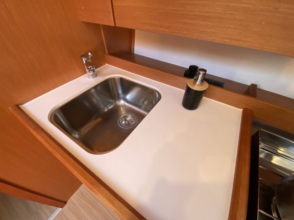 Image of Aeolus yacht #14