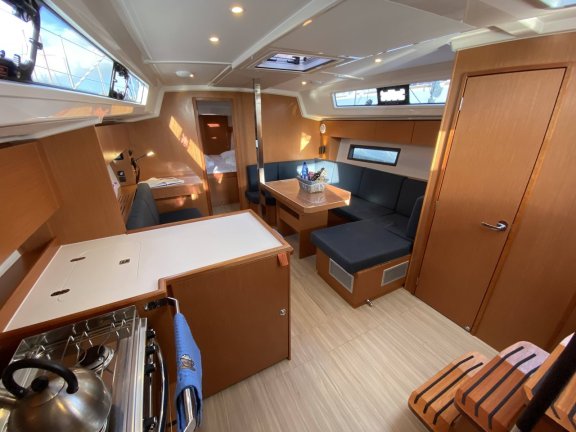 Image of Aeolus yacht #16