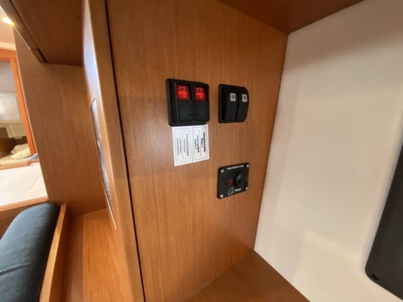 Image of Aeolus yacht #19