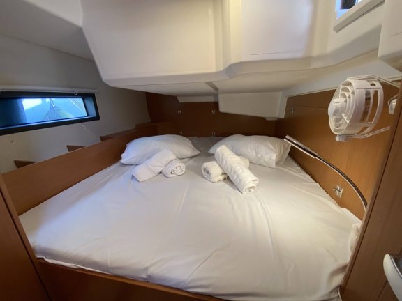 Image of Aeolus yacht #22