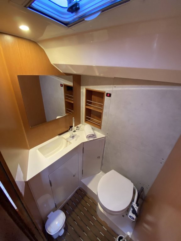 Image of Aeolus yacht #26