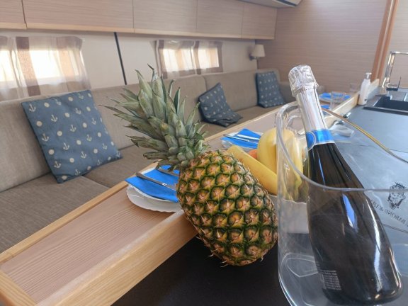 Image of Rioja yacht #7