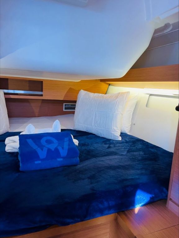 Image of Penelope yacht #15