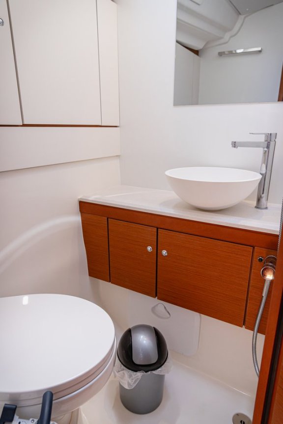 Image of El Yelmo yacht #21