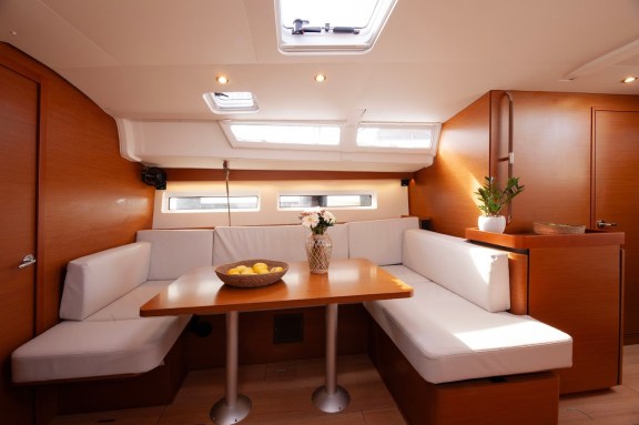 Image of Wu Wei yacht #9