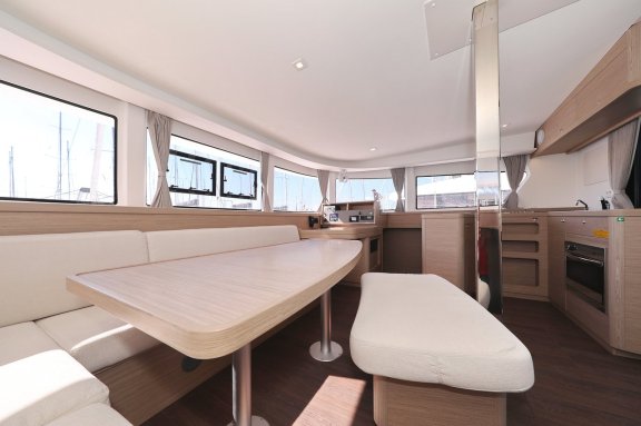 Image of Luna yacht #26