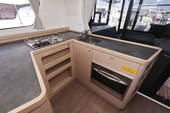 Image of Luna yacht #31