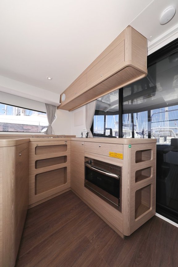 Image of Luna yacht #23