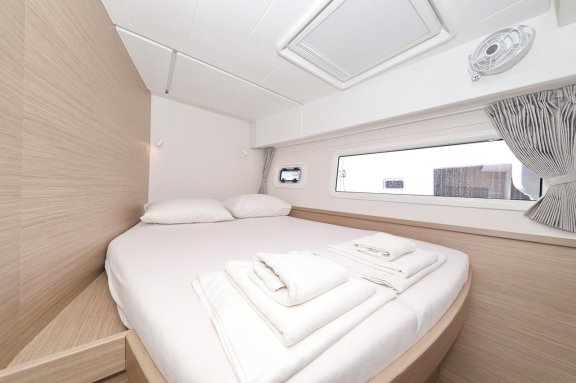 Image of Luna yacht #50