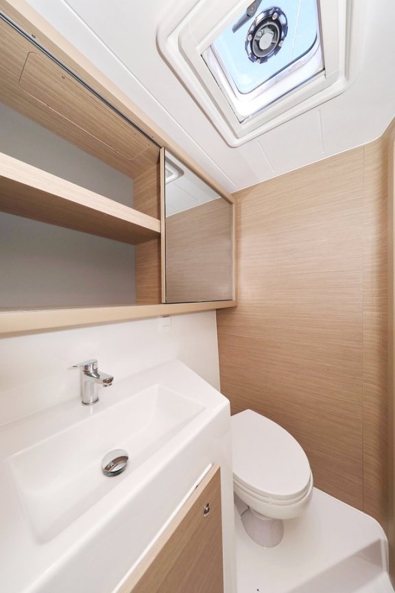 Image of Luna yacht #61