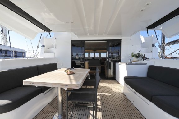 Image of Serendipity yacht #11