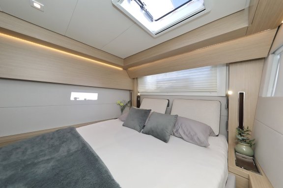 Image of Serendipity yacht #21