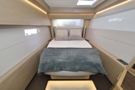 Image of Serendipity yacht #22