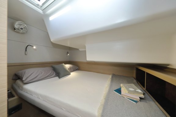 Image of Serendipity yacht #25