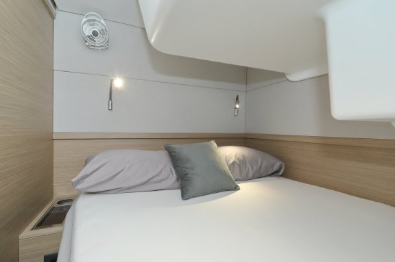 Image of Serendipity yacht #26