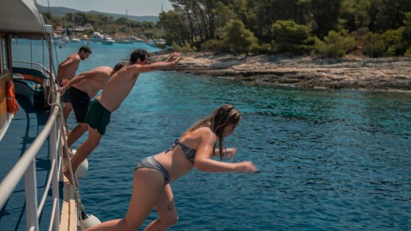 Image of Novi Dan yacht #30