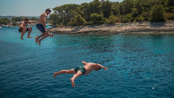 Image of Novi Dan yacht #32