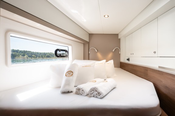 Image of Gaming King yacht #14