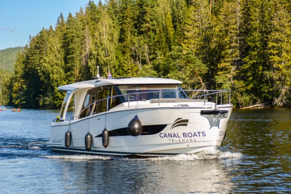 Image of Helgeroa yacht #8