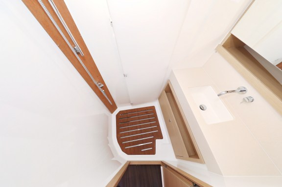 Image of Luna yacht #37