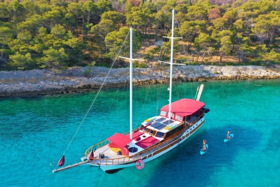Image of Tango yacht #2
