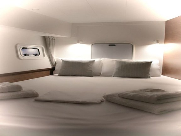 Image of Kit Cat yacht #7