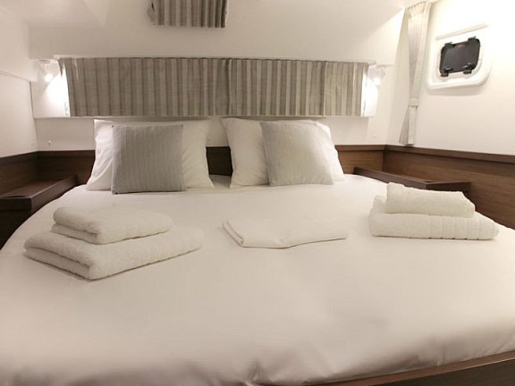 Image of Kit Cat yacht #6