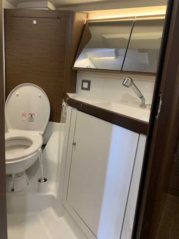 Image of Serenity yacht #28