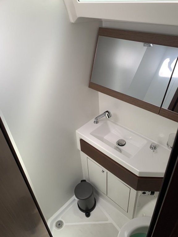 Image of Serenity yacht #26