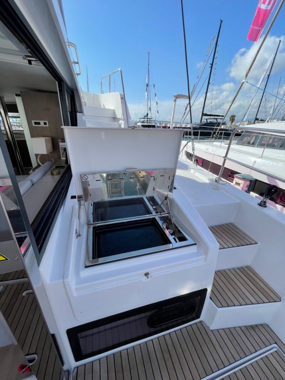 Image of Sail and Travel yacht #9