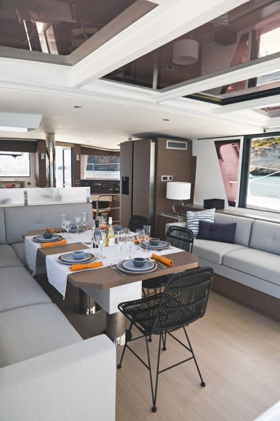 Image of Sail and Travel yacht #11