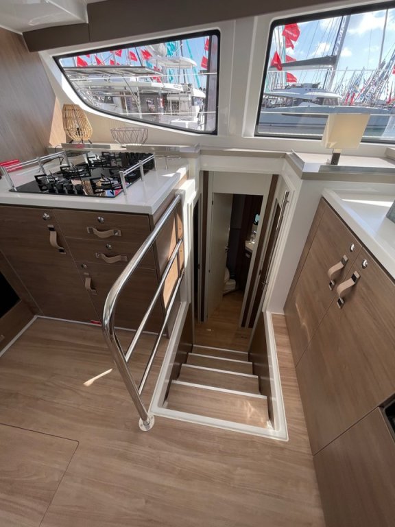 Image of Sail and Travel yacht #14