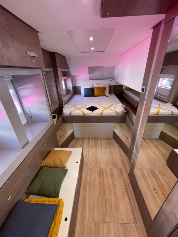 Image of Sail and Travel yacht #15