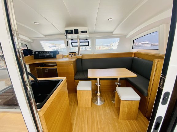 Image of PRESTIGE yacht #7