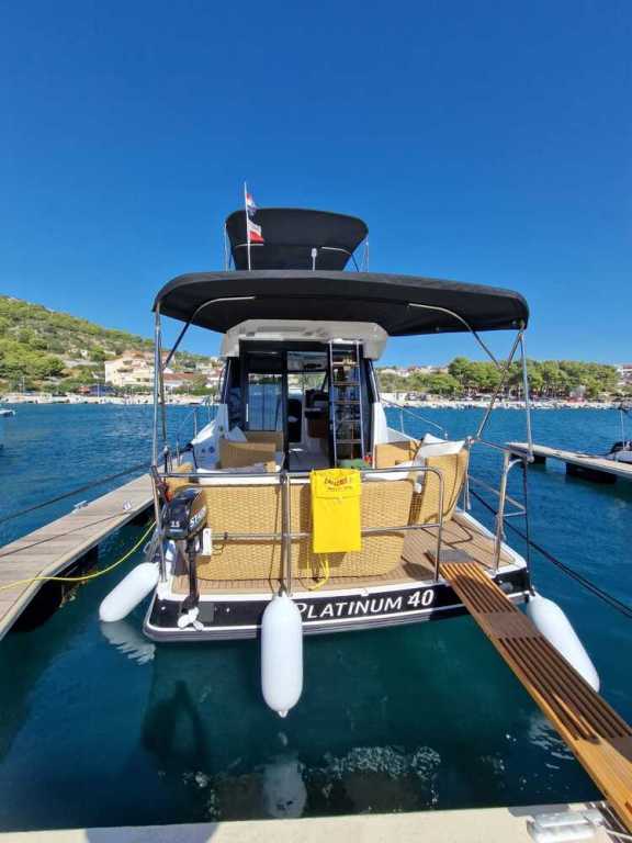 Image of Excalibur yacht #3