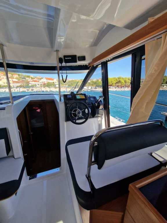 Image of Excalibur yacht #11