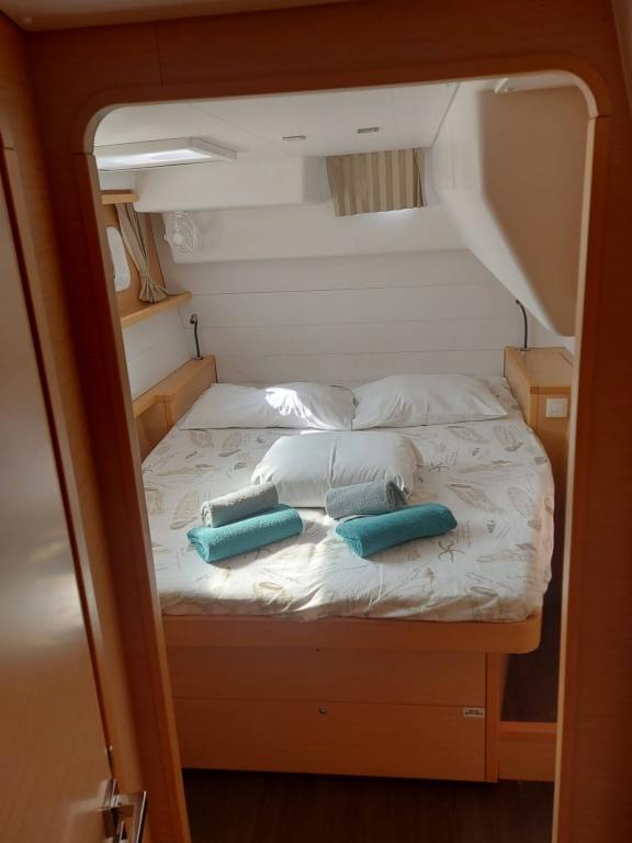 Image of Nathalie yacht #16