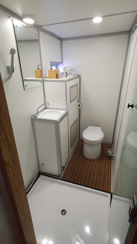 Image of Upwind yacht #13