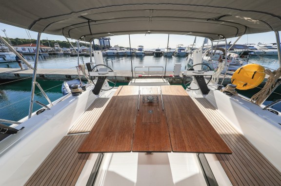 Image of Amber yacht #9