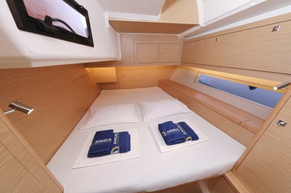 Image of Amber yacht #31