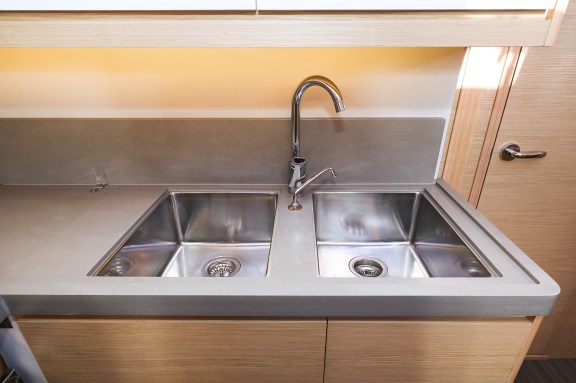 Image of Amber yacht #44