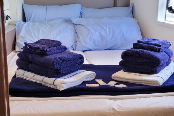 Image of Le 113 yacht #28