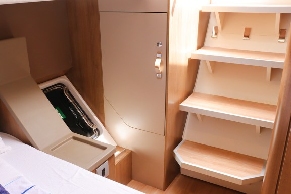 Image of On A Whim yacht #44