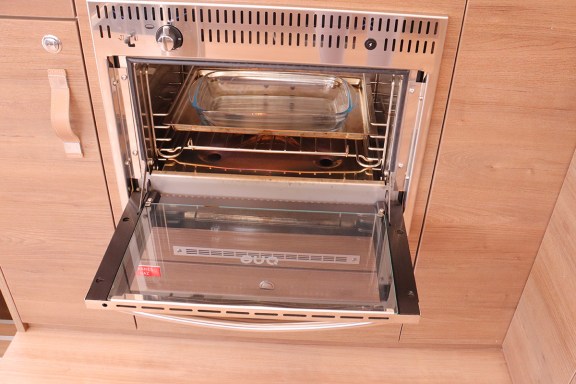 Image of On A Whim yacht #60