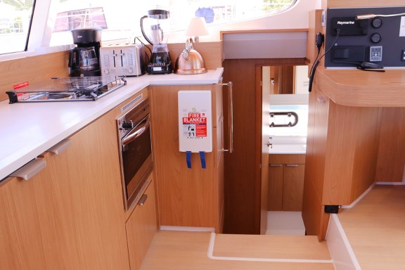 Image of Tehani yacht #18