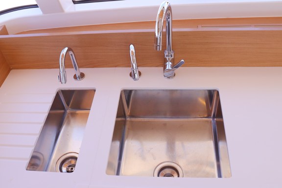 Image of Tehani yacht #22